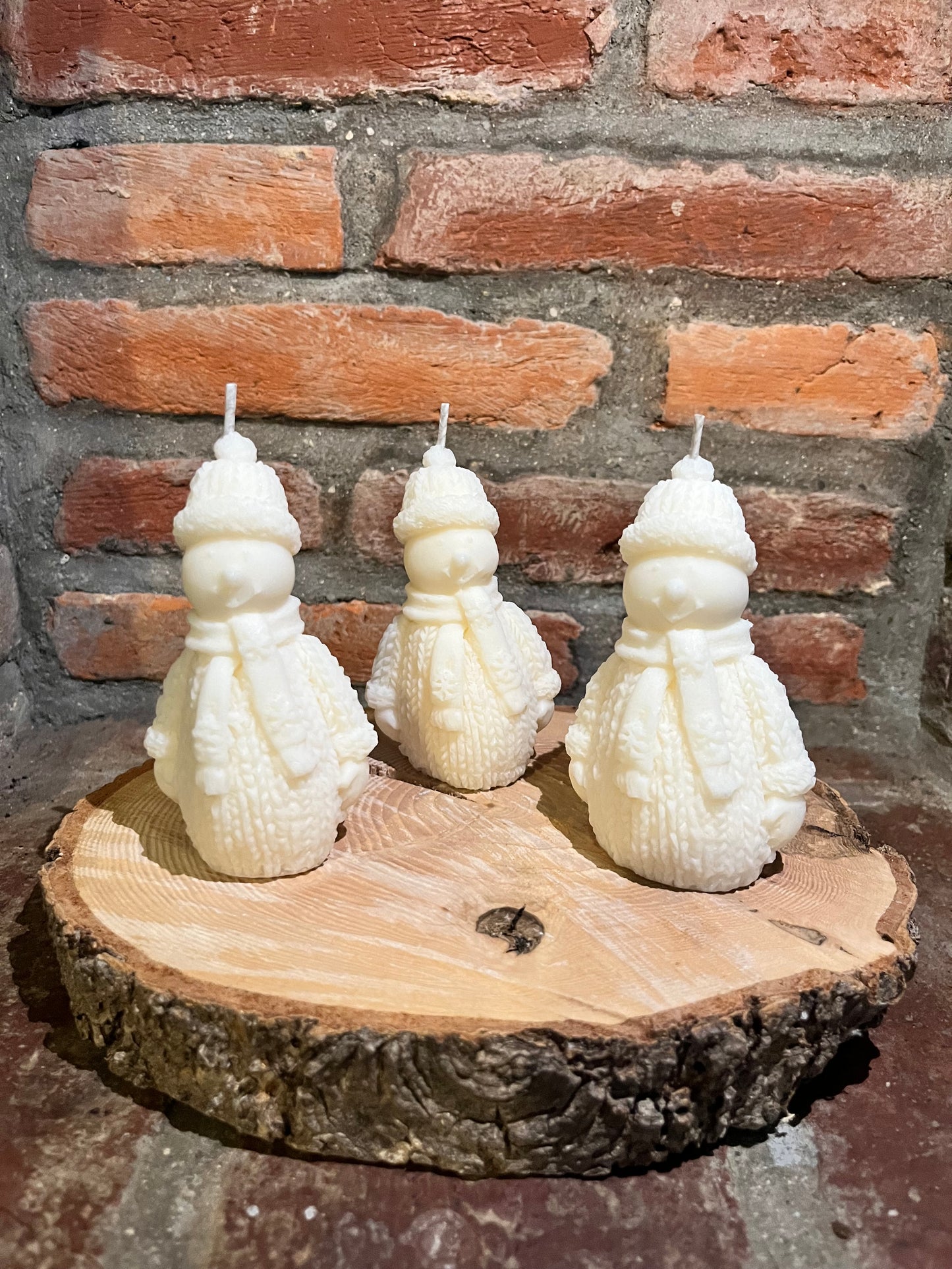 ✨ Bougie Bonhomme de Neige – Collection Noël 🎄